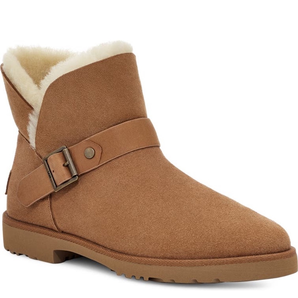 🔥🔥UGG Romely Short Buckle Boot - Picture 1 of 15